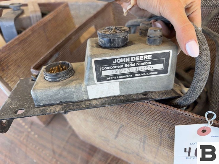 john-deere-200-image-4