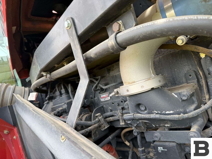 2015-case-ih-steiger-420-rowtrac-image-84