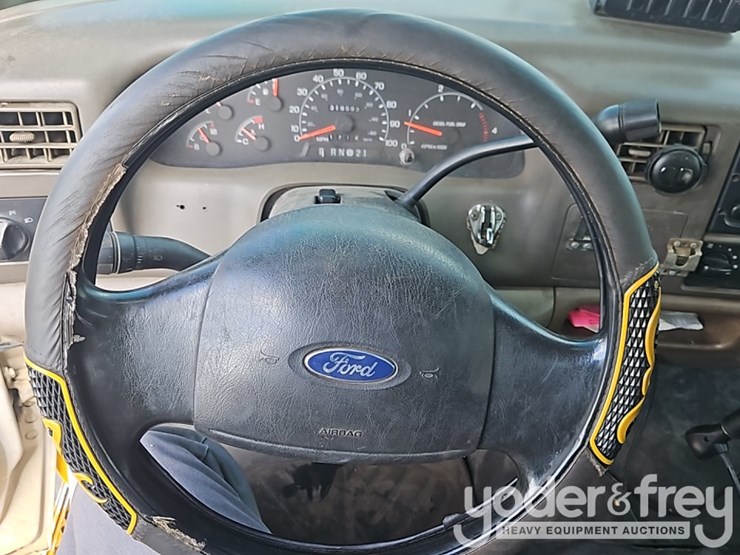 2000-ford-f450-image-25