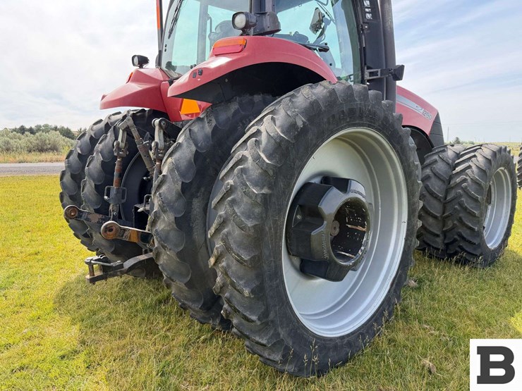 2013-case-ih-magnum-290-image-48