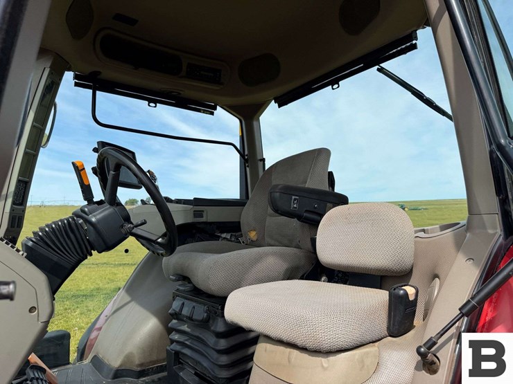 2014-case-ih-magnum-290-image-88