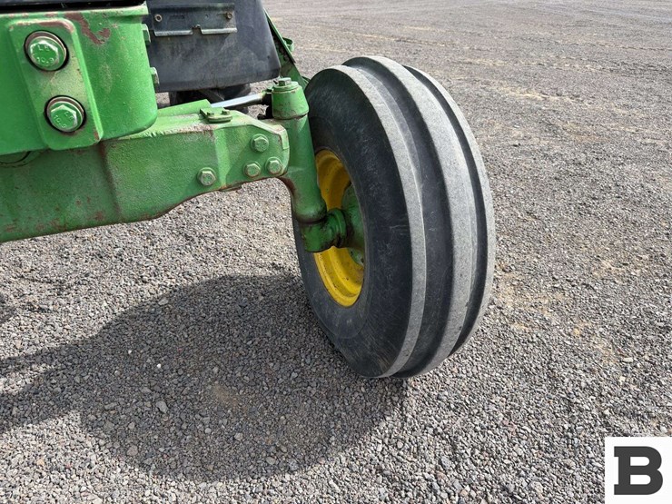 1995-john-deere-7400-image-11