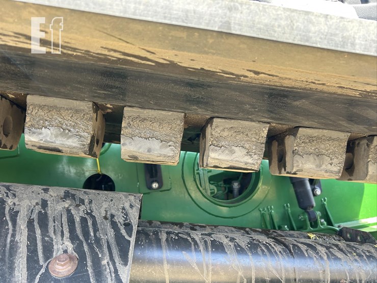 2013-john-deere-9560rt-image-40