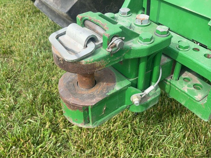2013-john-deere-9510r-image-16