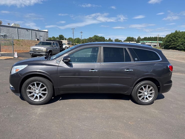 2017-buick-enclave-image-2