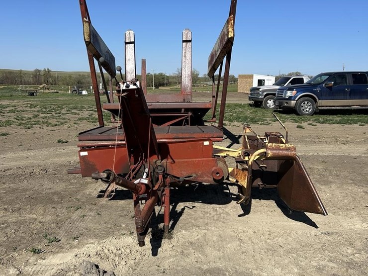 new-holland-1000-image-2