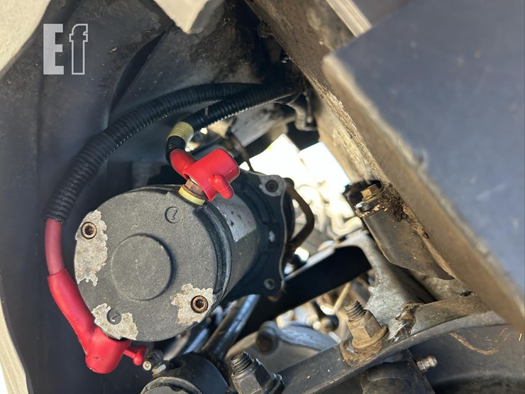 2021-can-am-defender-limited-cab-hd10-image-39