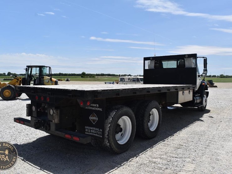 2007-international-durastar-4400-image-9