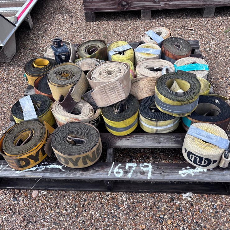 #1679 • TRAILER TIE DOWN STRAPS