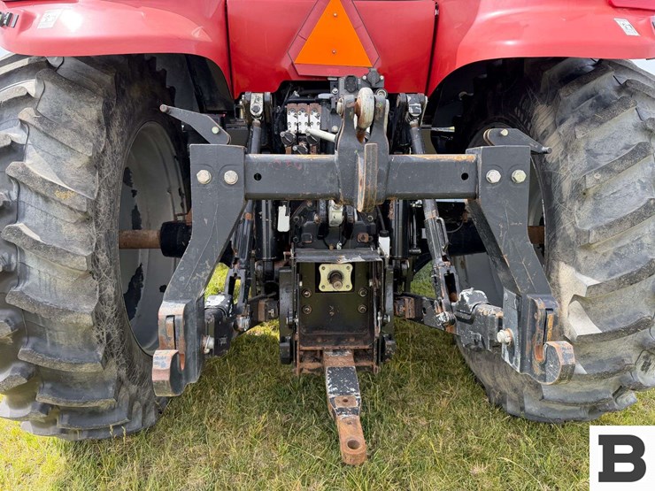 2014-case-ih-magnum-200-cvt-image-45