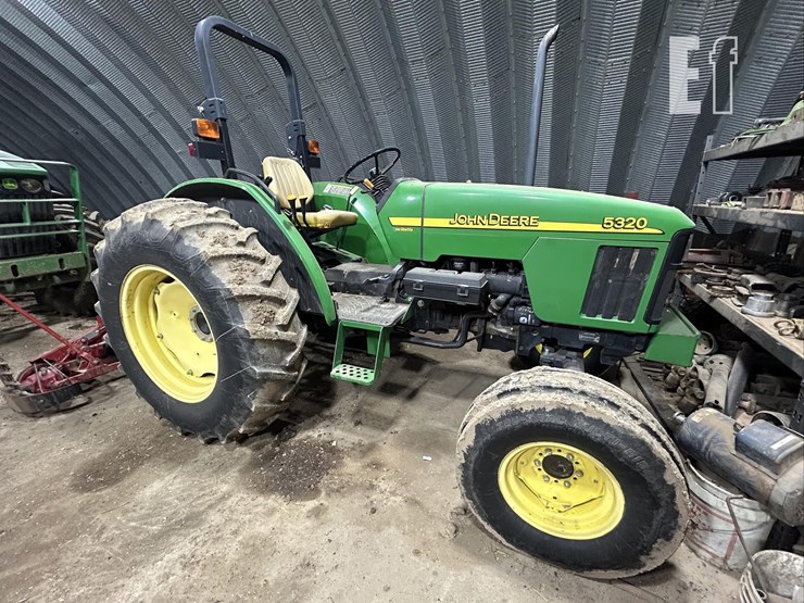 2001-john-deere-5320-image-4