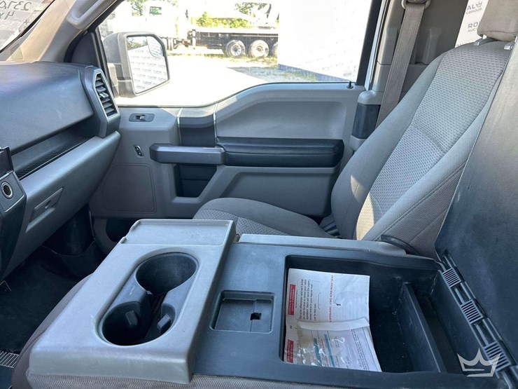 2019-ford-f150-image-18