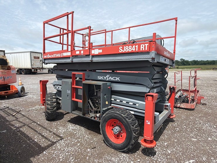 skyjack-sj8841rt-image-1