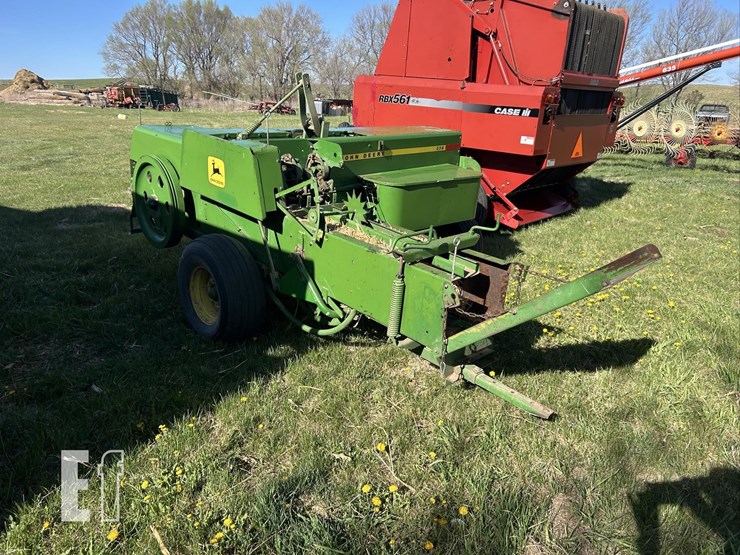 john-deere-336-image-6