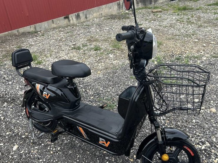 #8-•-electric-bike-(irev)---black-image-2