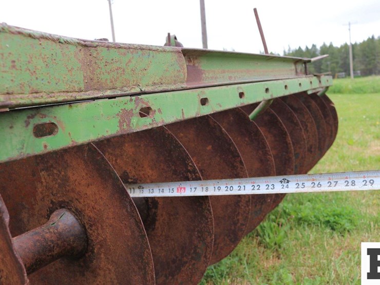 john-deere-14-image-2