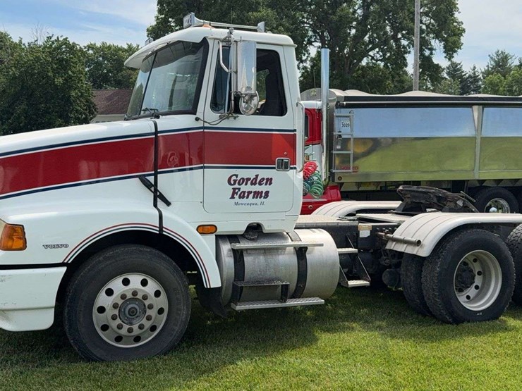 1996-cummins-m11-image-2