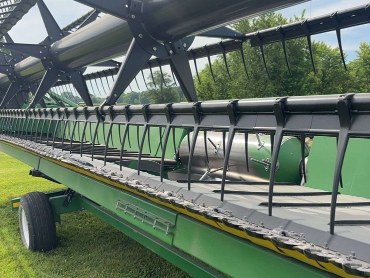 2014-john-deere-635f-image-29