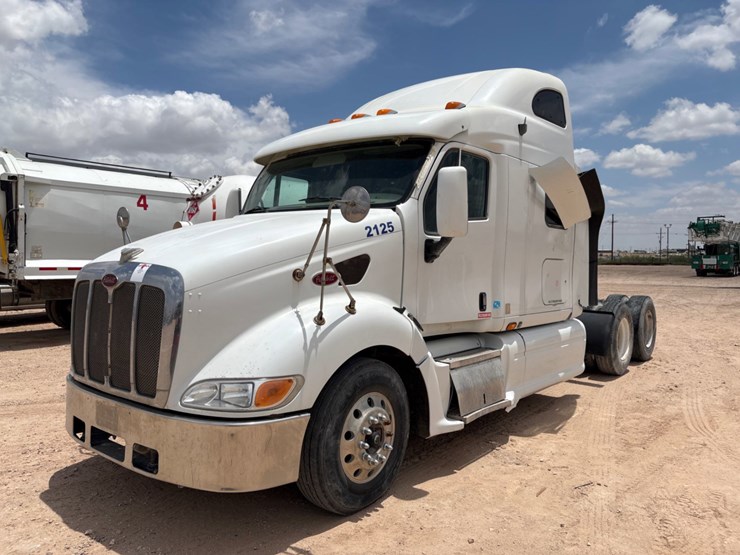 2007-peterbilt-387-image-4