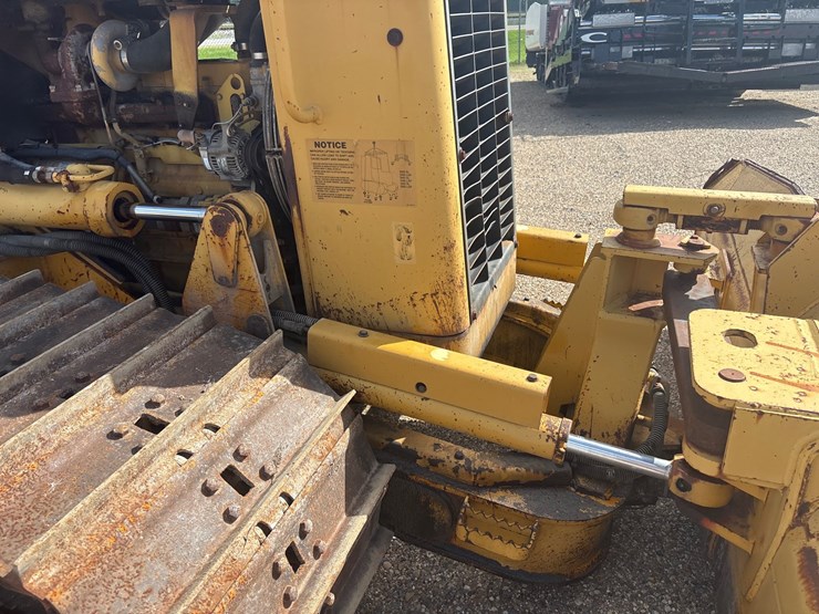 caterpillar-d3g-lgp-image-6