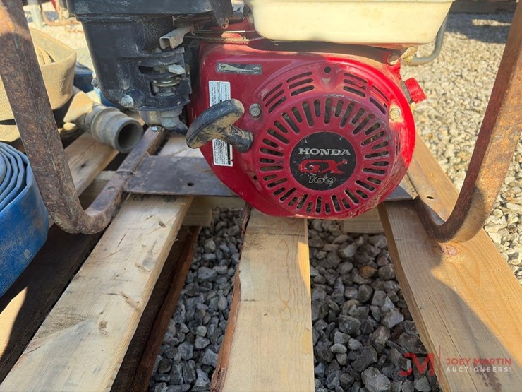2"-trash-pump-w/-hose-image-3