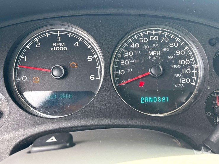 2007-chevrolet-tahoe-image-13