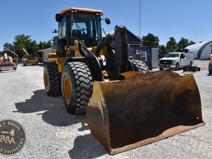 2021-deere-524-p-tier-image-22