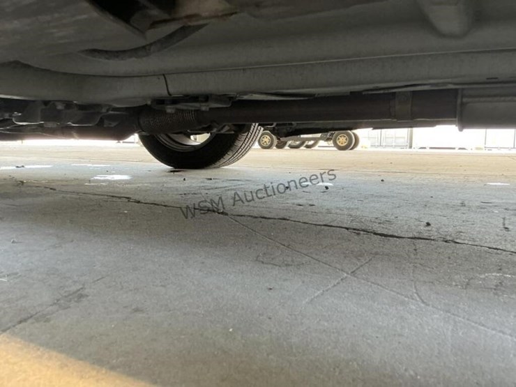 2017-ford-taurus-se-sdn-image-27
