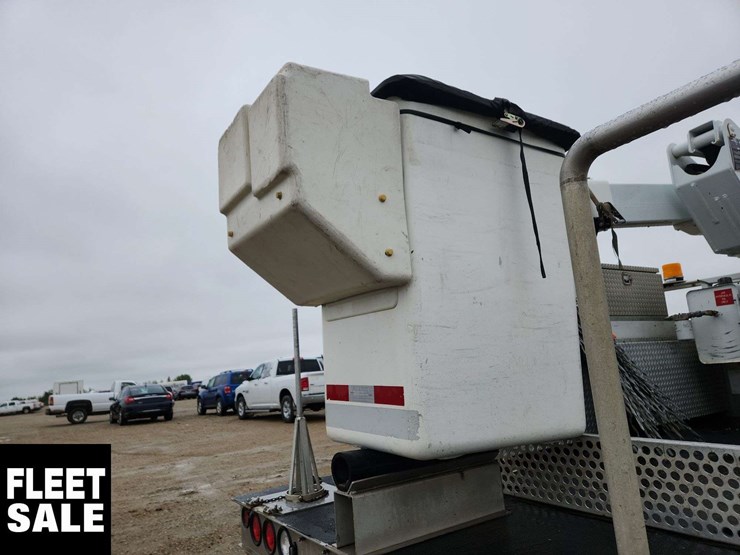 2019-ford-f550-image-32