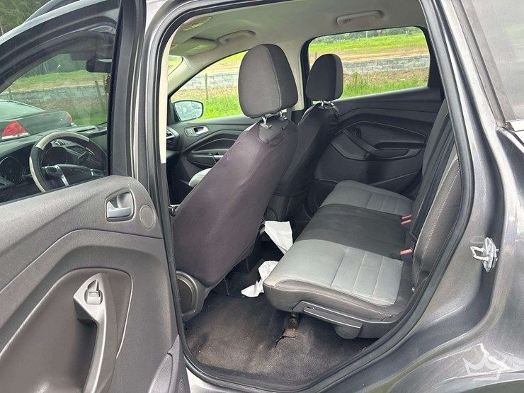 2013-ford-escape-image-8