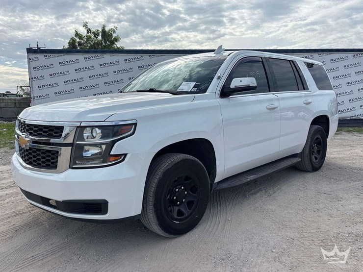 2019-chevrolet-tahoe-image-1