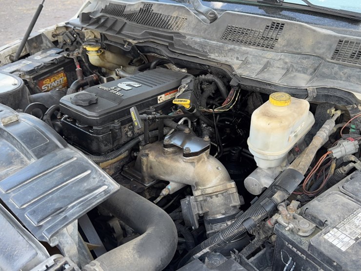 2012-dodge-ram-5500-image-22
