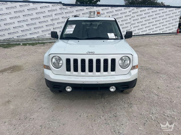 2016-jeep-patriot-image-21