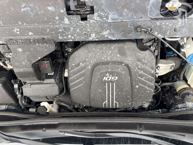 2015-kia-sedona-image-8