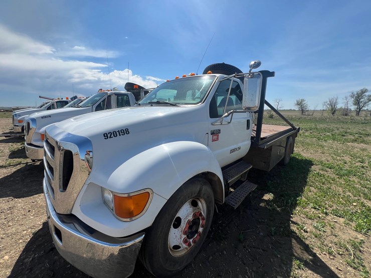 2007-ford-f650-image-2