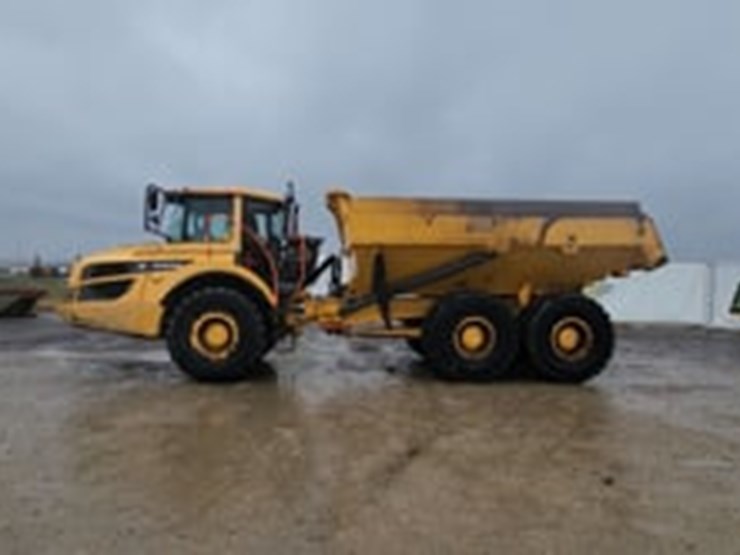 2014-volvo-a30g-image-5