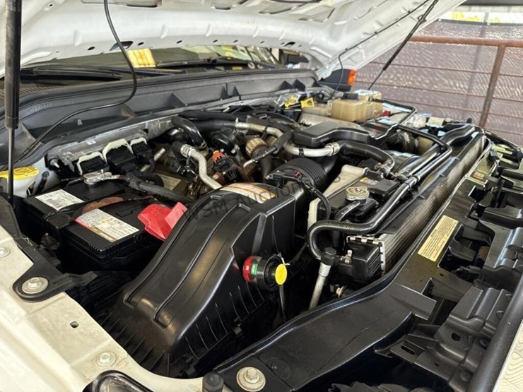 2012-ford-f550-image-13