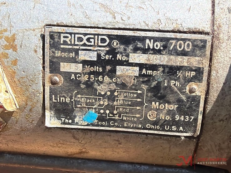 ridgid-700-a-electric-pipe-threader-with-tooling-and-dies-image-7