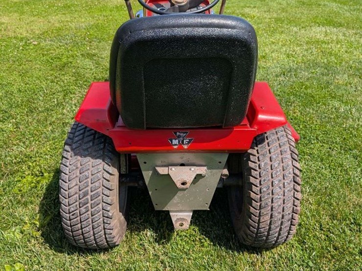 1967-massey-ferguson-12-image-3