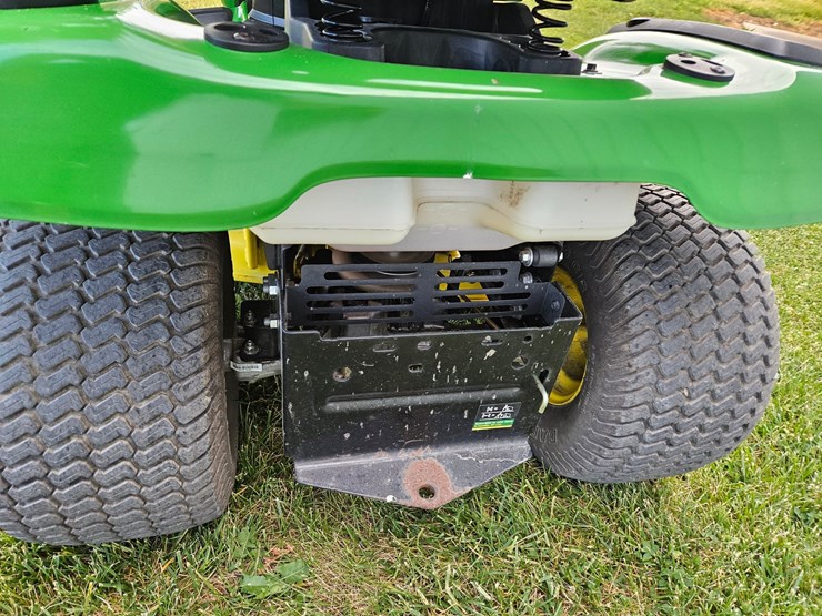 john-deere-x300-image-17