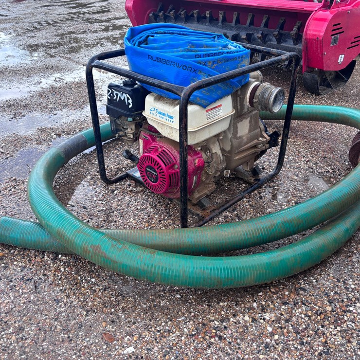#37693 • TSURUMI PUMP W/ HOSES