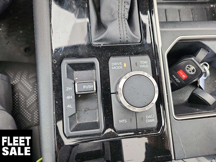 2023-toyota-tundra-image-32