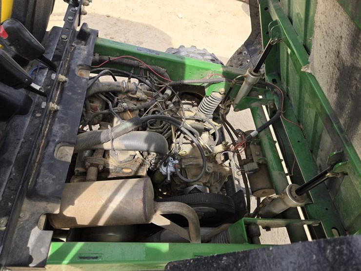 2004-john-deere-gator-image-14