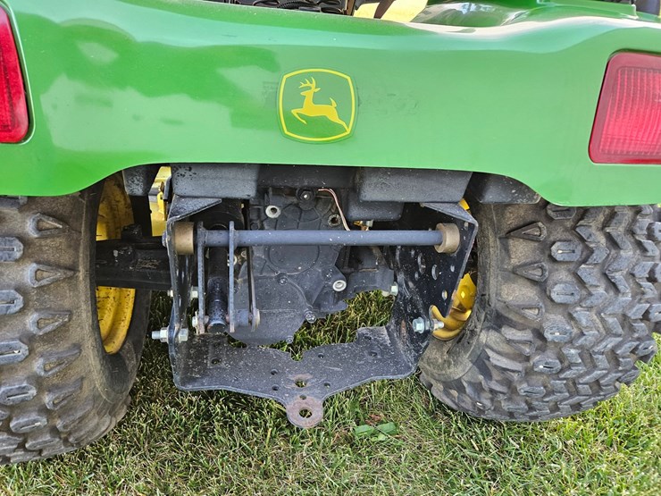 john-deere-x585-image-19