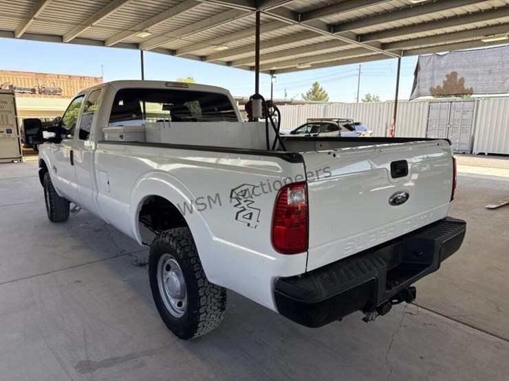 2014-ford-f350-image-9