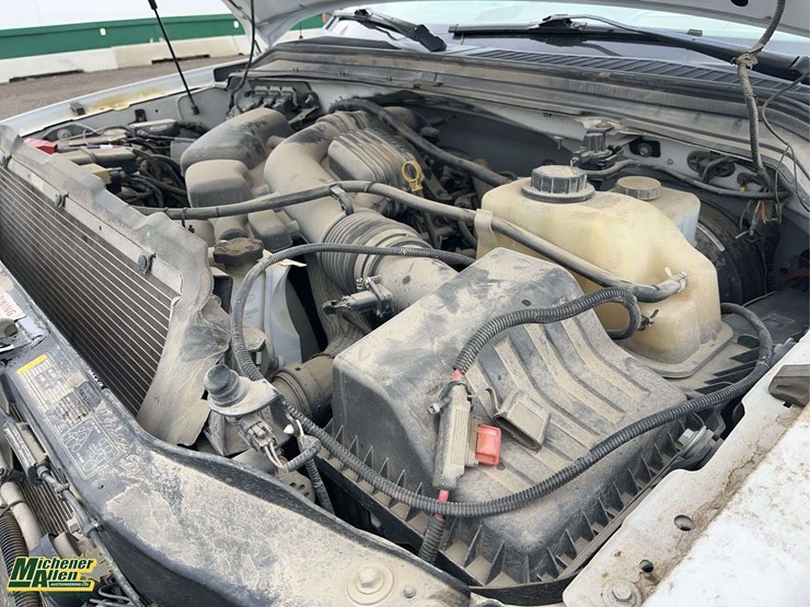 2010-ford-f350-image-23