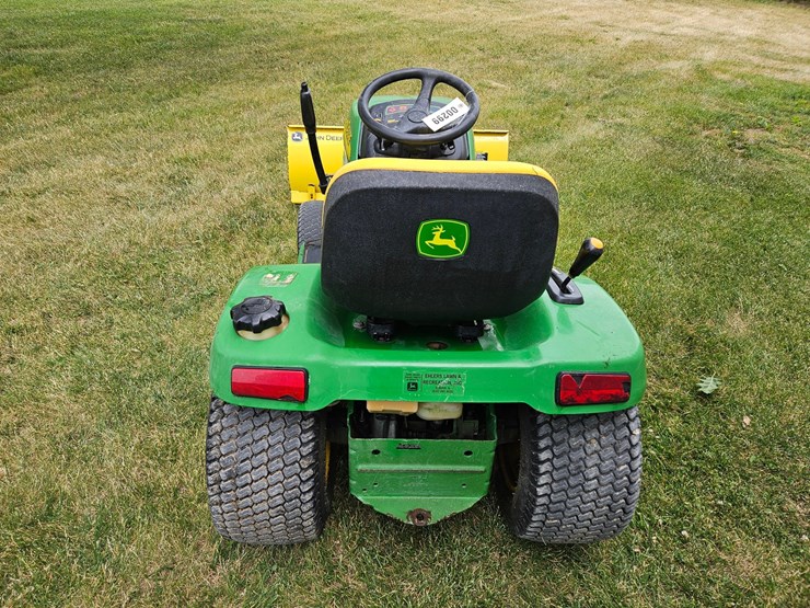 john-deere-gt235-image-4
