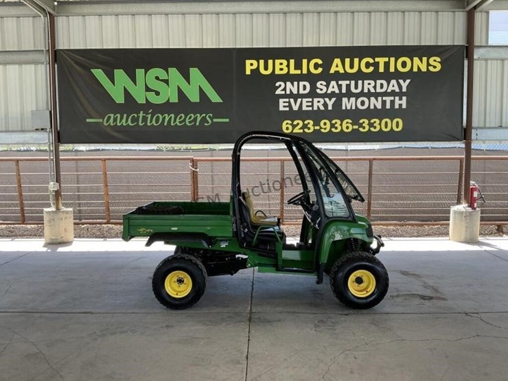 john-deere-gator-hpx-image-1