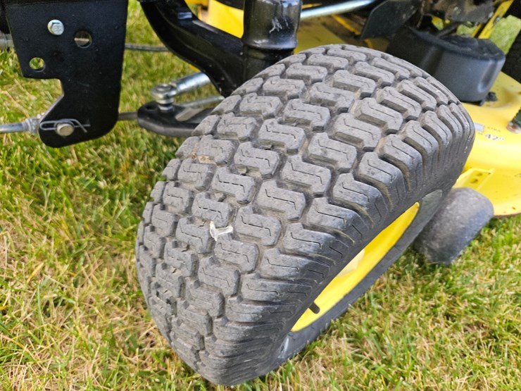 john-deere-x300-image-11