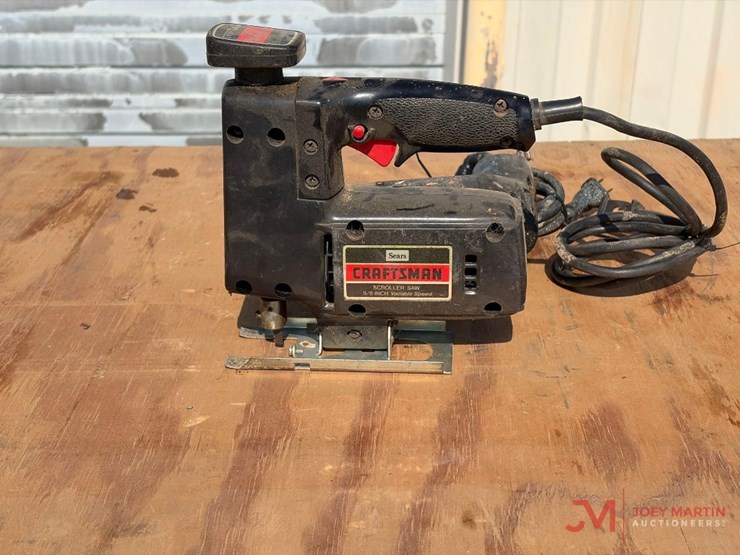 craftsman-electric-scroll-saw-and-black-&-decker-electric-drill-image-5